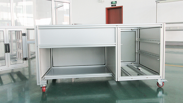 工業鋁型材工作臺為什么如此受歡迎？